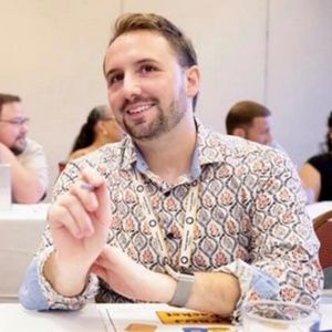 Meet your Posher, Levi